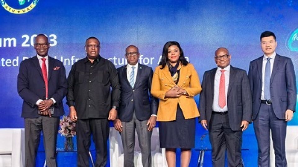 African-ministers-Huawei-1.jpg