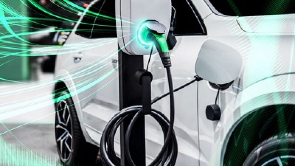 Electric-car-concept-green-energy-eco-power.jpg