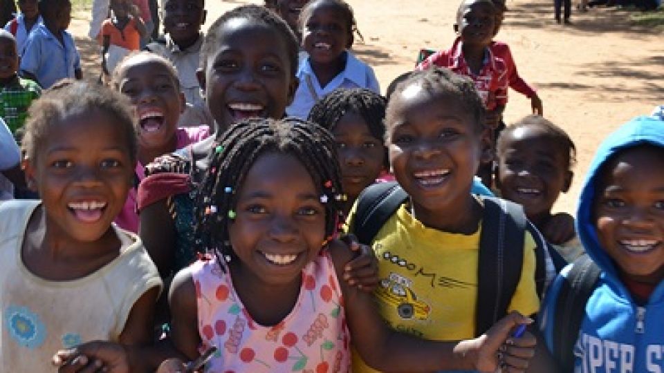 Mozambique-school-children-of-Maciene.jpg