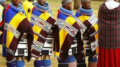 Ndebele-women-1.jpg
