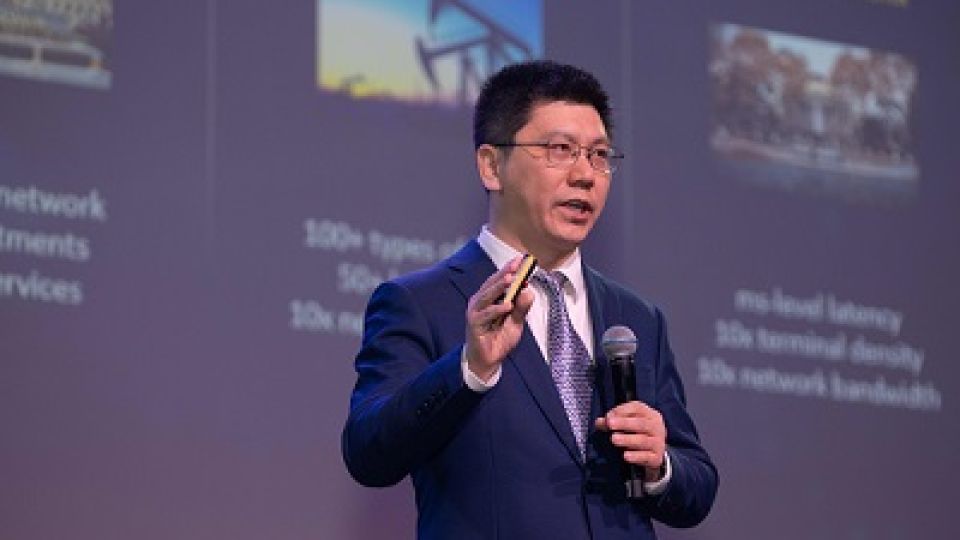 Steven-Zhao-Vice-President-of-Huawei-Datacom-Product-Line-image.jpg