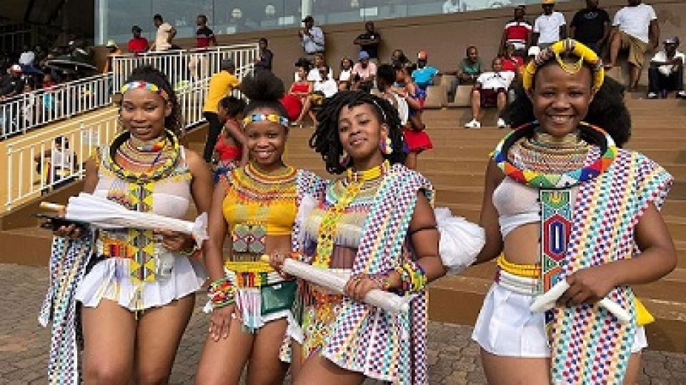 Zulu-ladies-showcasing-their-traditional-attire.jpg